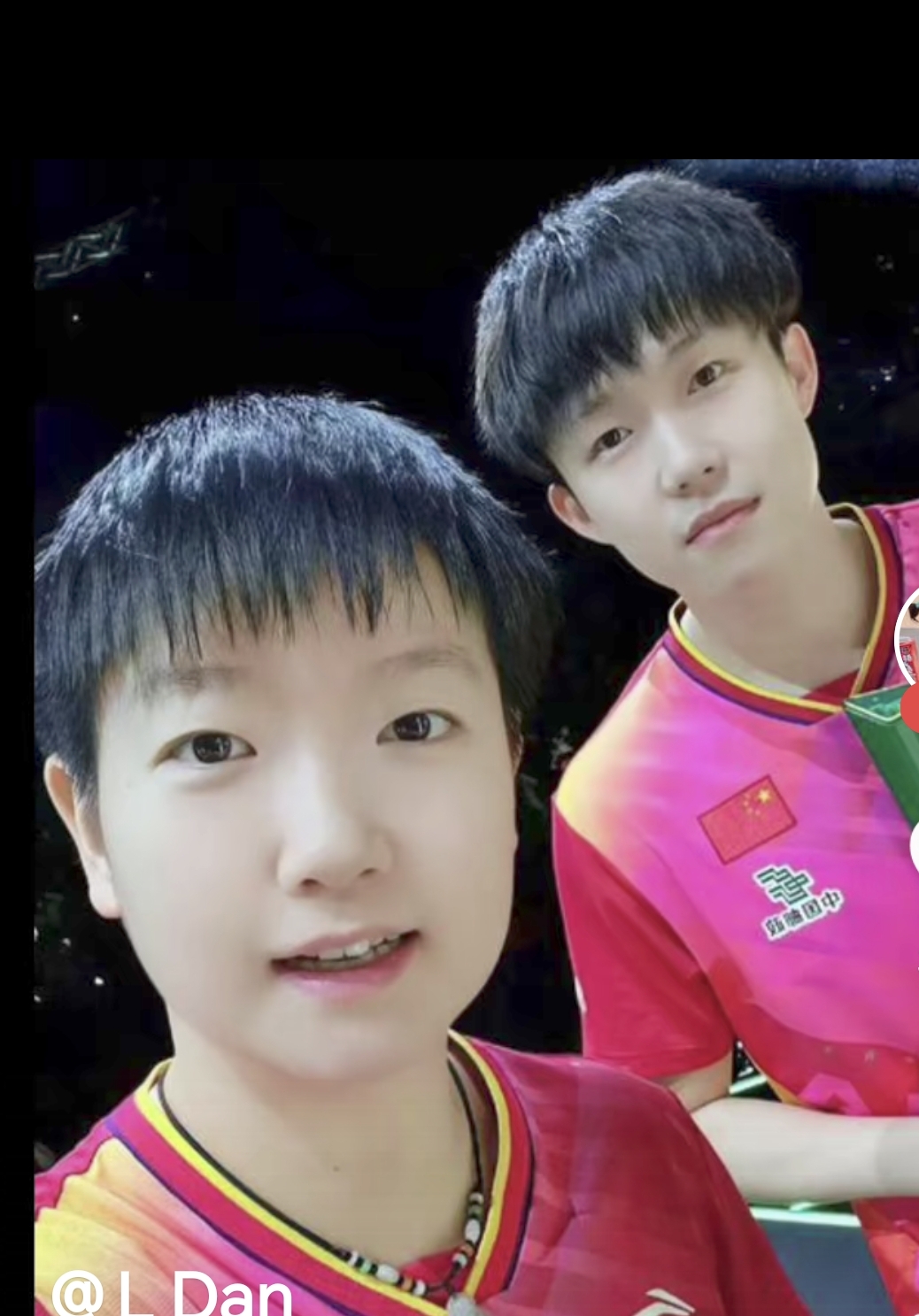 乒乓球混双比赛，中国双打组合晋级